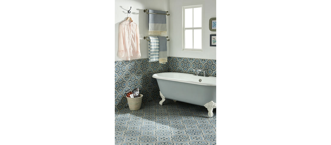 Original-Style_Odyssey_Grande_Knightshayes-DBlue--LBlue-on-Chalk-8737_1